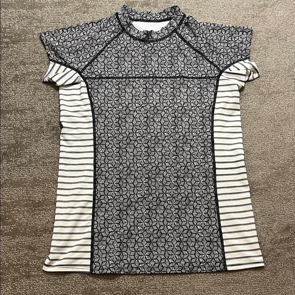 Patagonia Tops - Patagonia Women’s Black and White Short Sleeve Rash Guard Size L